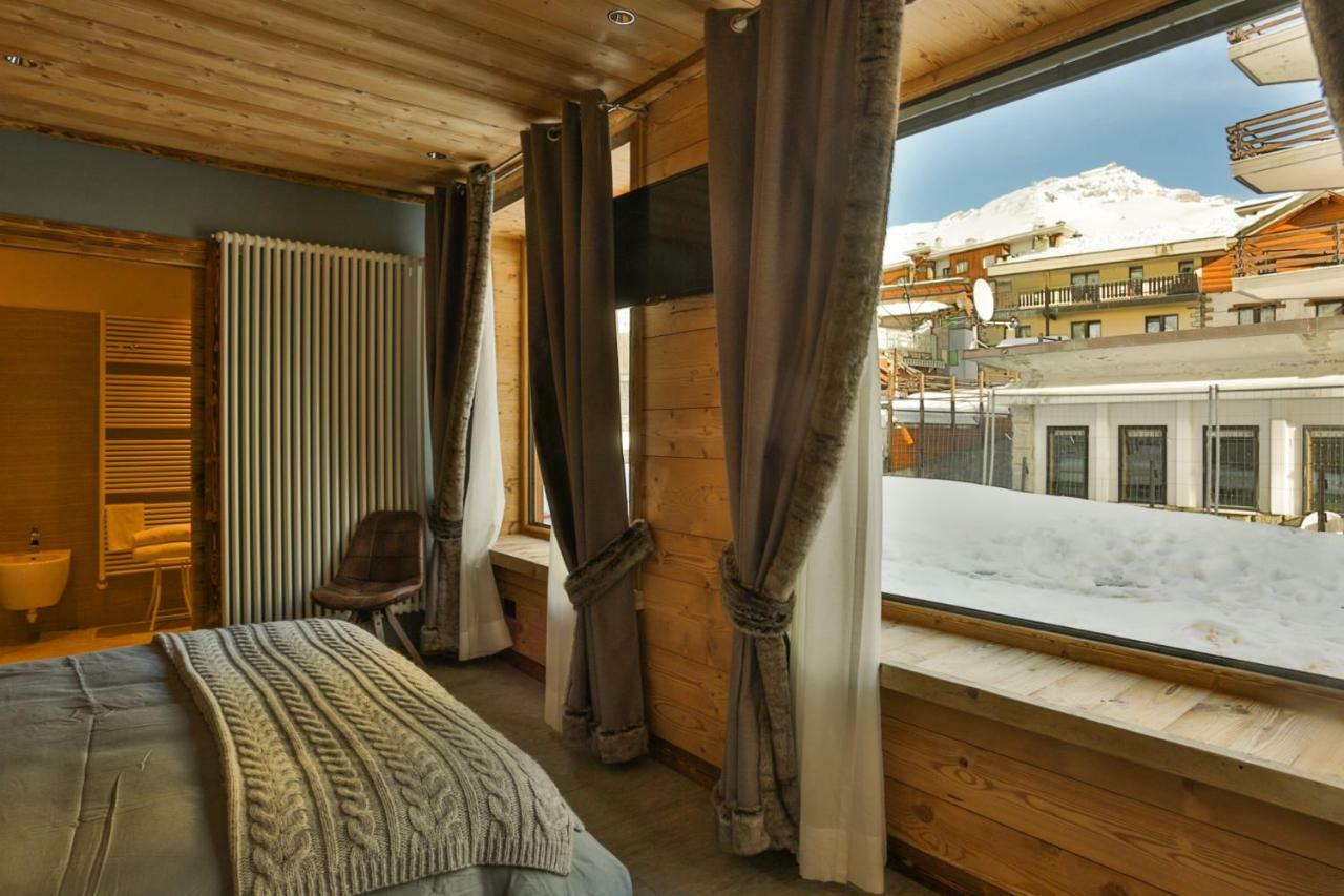 Alpine Rooms Guesthouse 布勒伊-切尔维尼亚 外观 照片